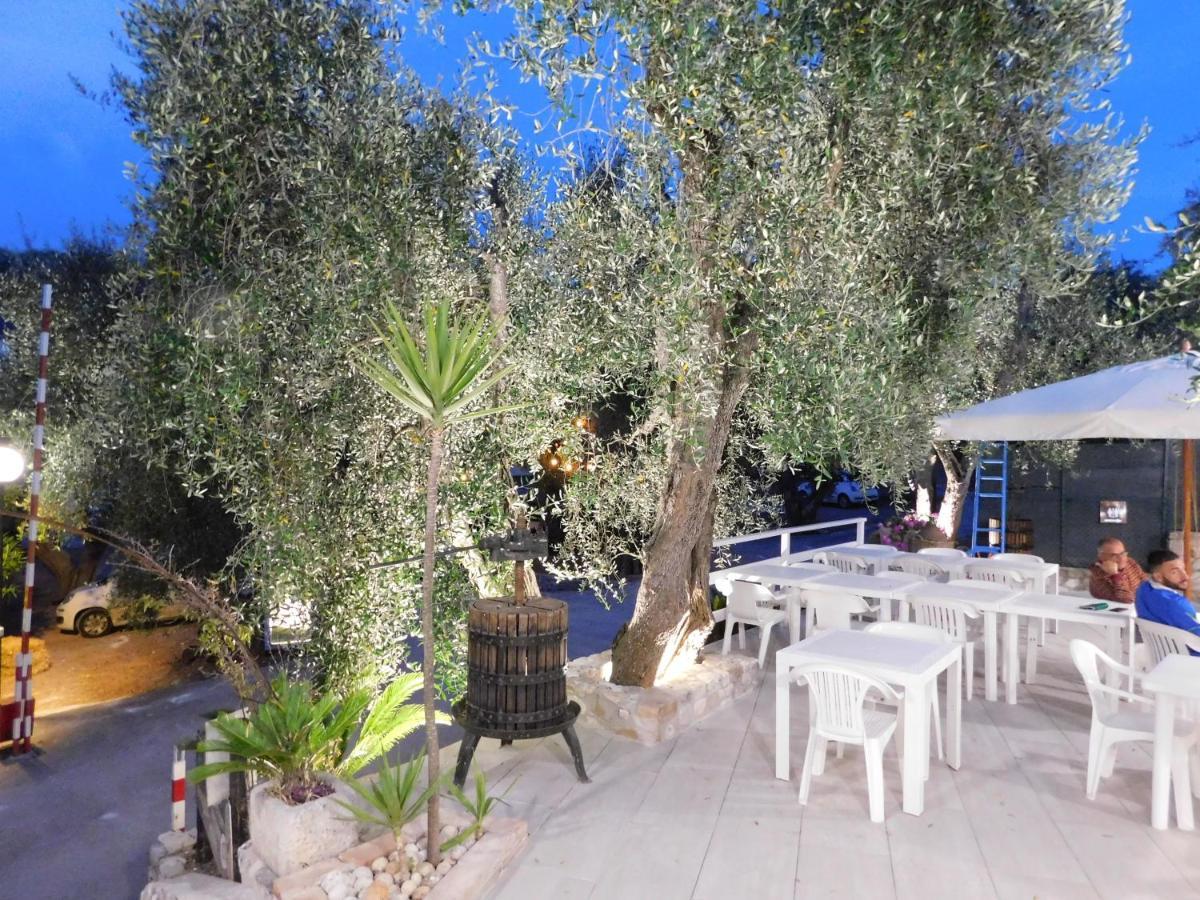 Village Valle D'Oro Aparthotel سان مينايو المظهر الخارجي الصورة